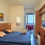 Atlantic Vista Mare 페자로