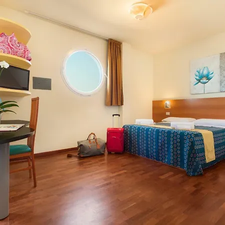 Atlantic Vista Mare Pésaro